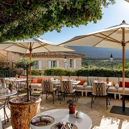 Le Brave Hotel