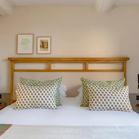 Le Brave Hotel Crillon-le-Brave