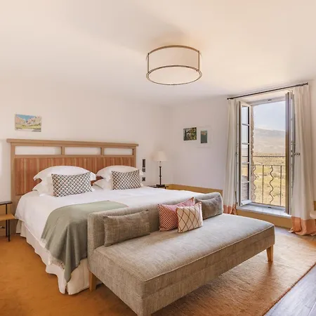 Le Brave Hotel